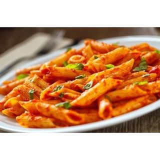 Penne Con Salsa De Tomate