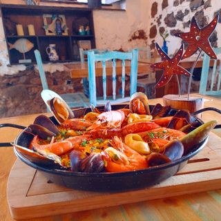 Paella de Mariscos para 2 personas