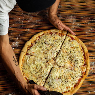 Pizza Fugazza (33 Cm.)