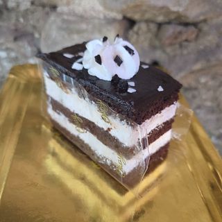 Bizcocho chocolate y nata