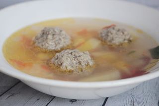 Суп с фрикадельками по домашнему
