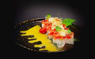 A326 - Oshi sake bonito 4 pezzi