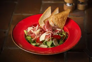Salata prosciutto crudo