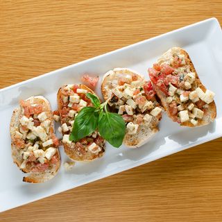 Брускети с домати