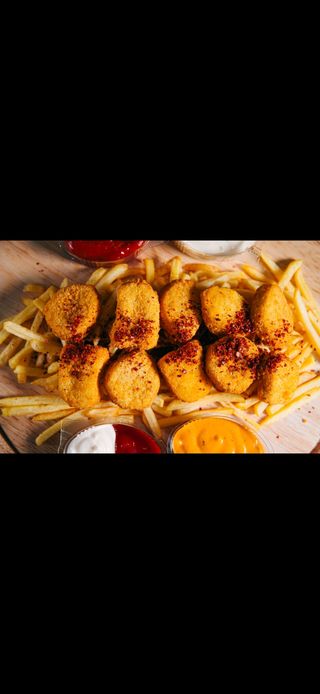 Chicken Nuggets i pomfrit 5 komada