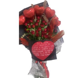 Mazzo con cuore e dedica