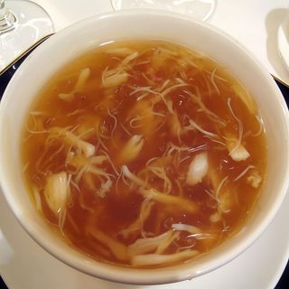 Sopa De Aletas De Tiburón
