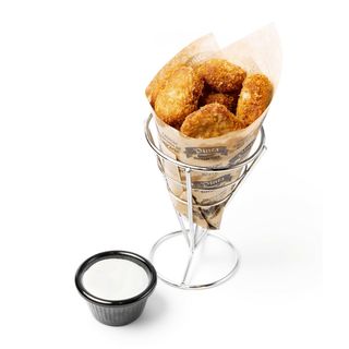 Куриные наггетсы.