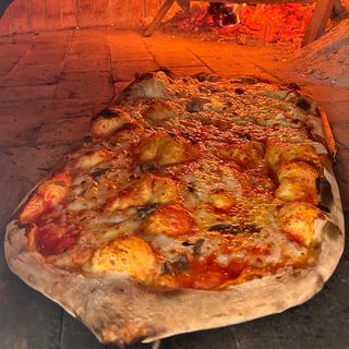 Mezzo Metro Margherita