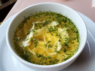 Бульйон з  лапшою та яйцем (300g)