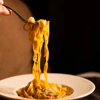 Tagliatelle al Tartufo Nero e Tartare di Gambero