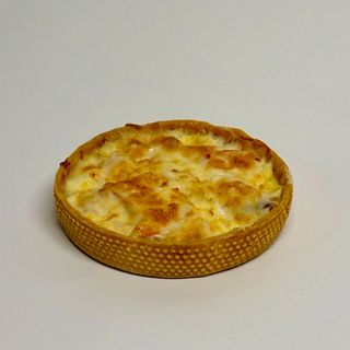 Кіш лорен з шинкою та помідором