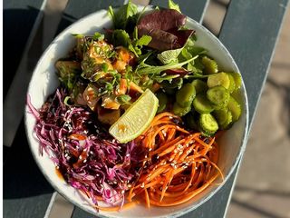 Боул з куркою унагі (500г)