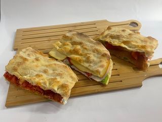 Pinsa sandwich with/without pork