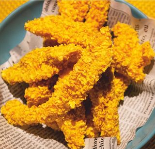 Хрупкави пилешки пръчици (250г)