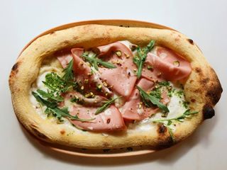 Піцетта з мортаделлою середня (300г)