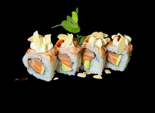 219.uramaki mandorle