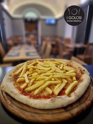 ● Pizza Patatosa