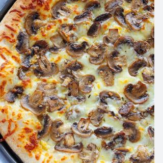 Garlic Bread Cheese Mushrooms Pizza (M)