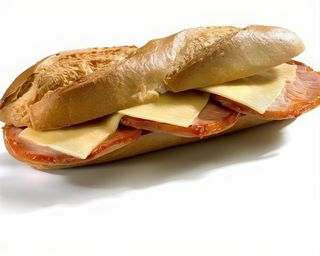 Bocadillo de lomo de cerdo con queso