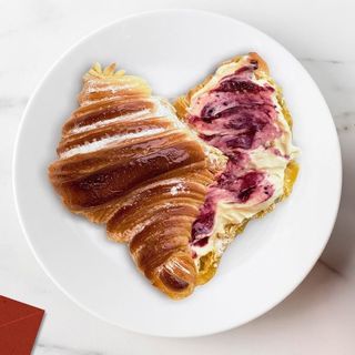 Croissant Cheesecake