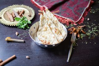 Vegan-Naan cu usturoi