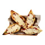 Чесночный хлеб с салями