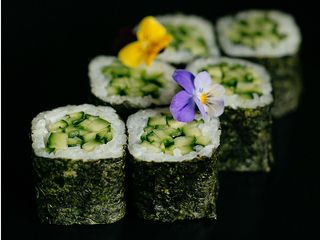 Макі рол огірок (130g)