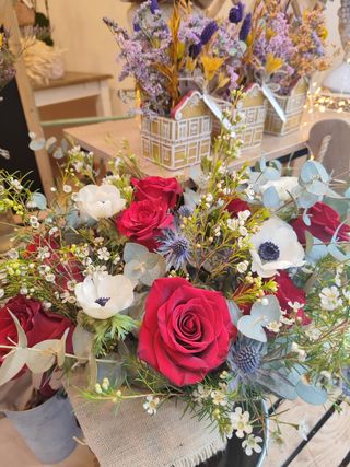 Ramo Doce Rosas Rojas