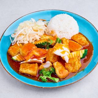 Tofu w sosie słodko-kwaśnym