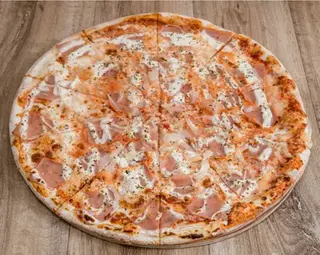 Pizza carbonara