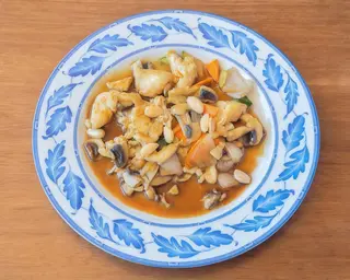 Pollo Con Almendras