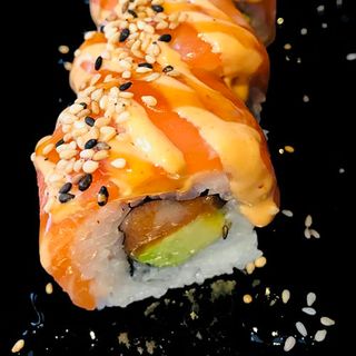 Spicy Salmón Roll (8 uds.)