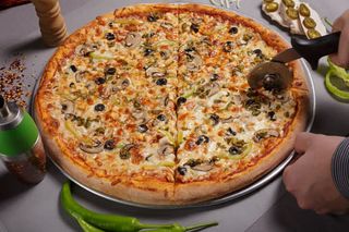 6: PIZZA MIXTA FAMILIAR 