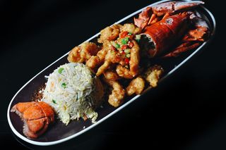 შემწვარი ლობსტერი გარნირით, G22