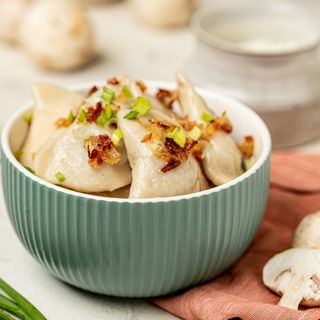 Вареники з картоплею та білими грибами (500 г). Продукт заморожений