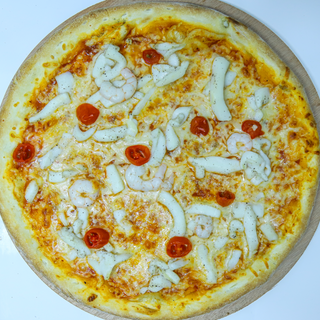 PIZZA AUX FRUITS DE MER 