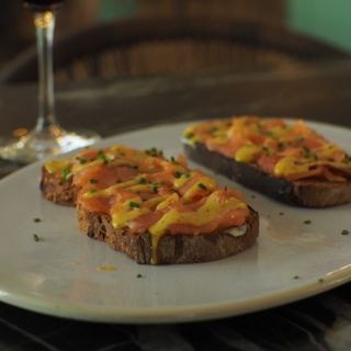 Tosta de Salmón Ahumado