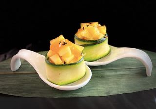 154.  Gunkan mango