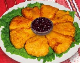 Топено сирене пане със сладко от боровинки (200гр)