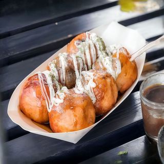 Takoyaki (4 ud.)