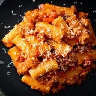 Macarrones Boloñesa