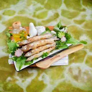 Хрустящая жареная мойва