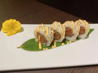 268. Maguro spicy - 4 pezzi