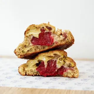 Cookie pistacho y frambuesa (vegana)