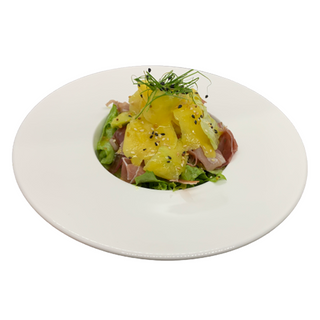 Салати з хамону та манго