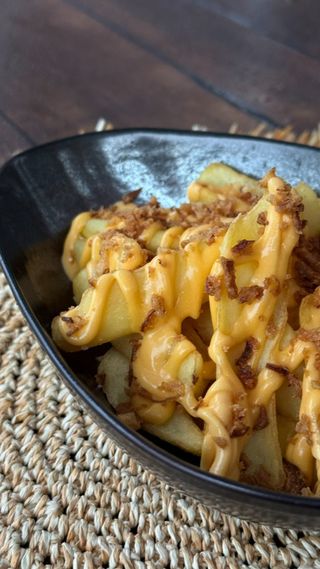 Картопляні Діпи з сирним соусом