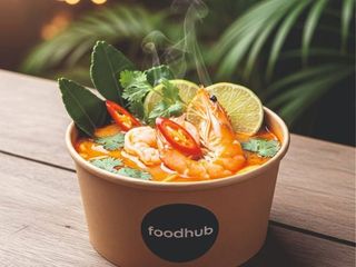 Том Ям з креветками та кальмаром (350g)