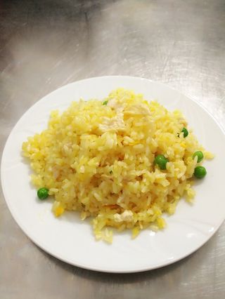 42  Riso saltato con pollo al curry 咖喱鸡饭