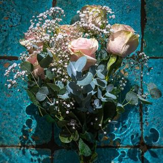 Ramo de 6 Rosas Frutetto